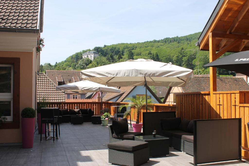 Hotel Restaurant 3 Chateaux Ribeauvillé Buitenkant foto